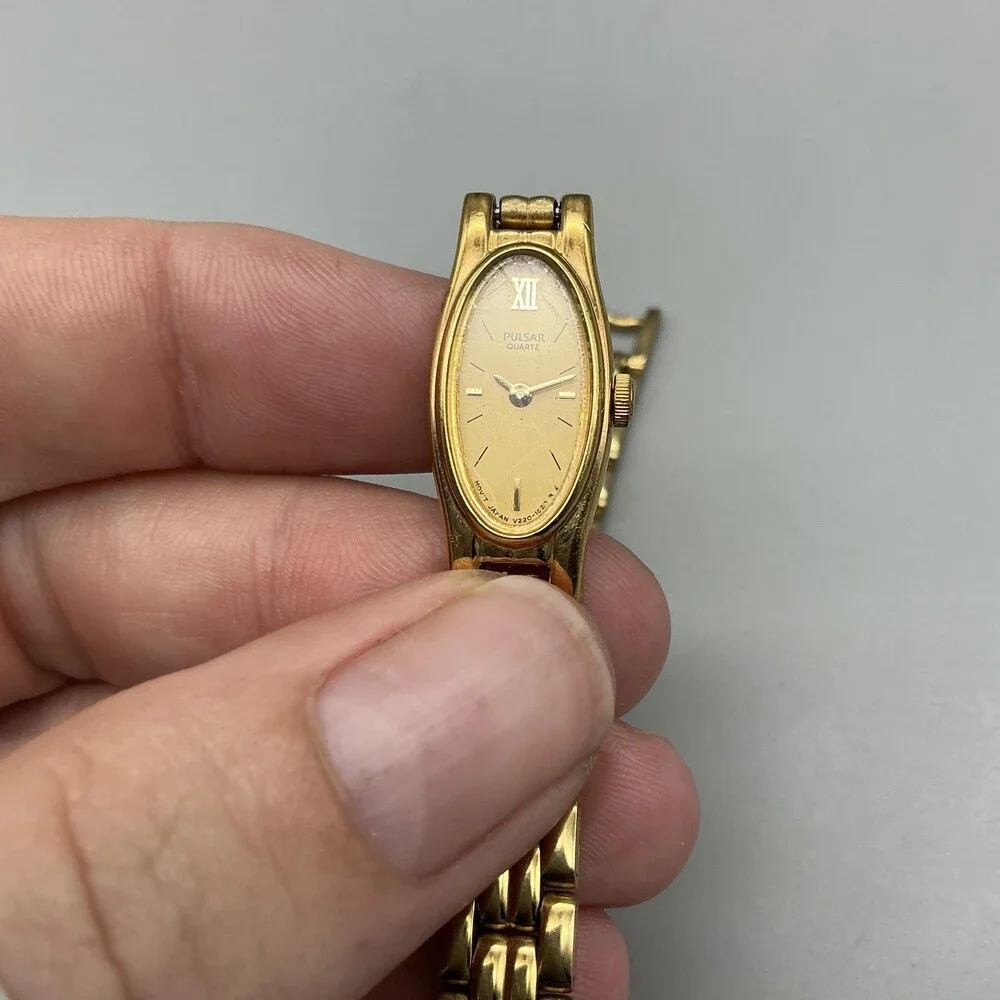 Vintage Pulsar Womens Watch 12mm Oval Gold Tone V220-6190 New Battery
